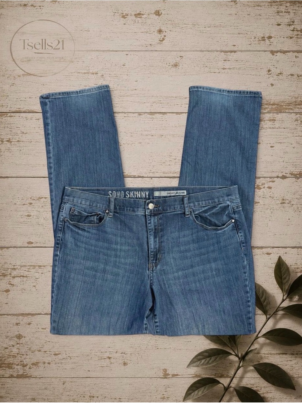 DKNY Jeans Soho Skinny Medium Wash Denim Jeans - Size 14